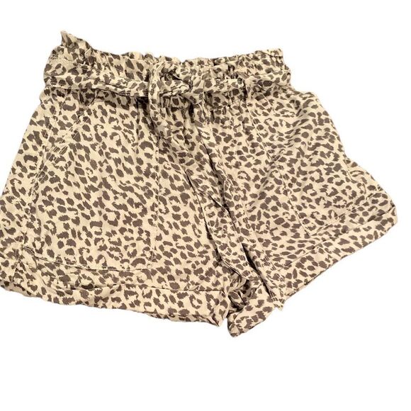 Aerie Leopard Print Shorts - Picture 1 of 10
